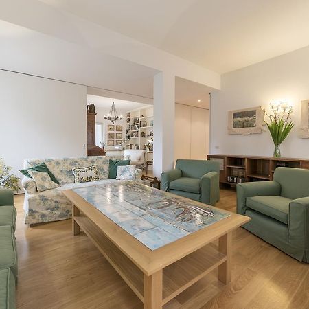 Micheli 4Pax Apartment With Terrace Rom Exteriör bild