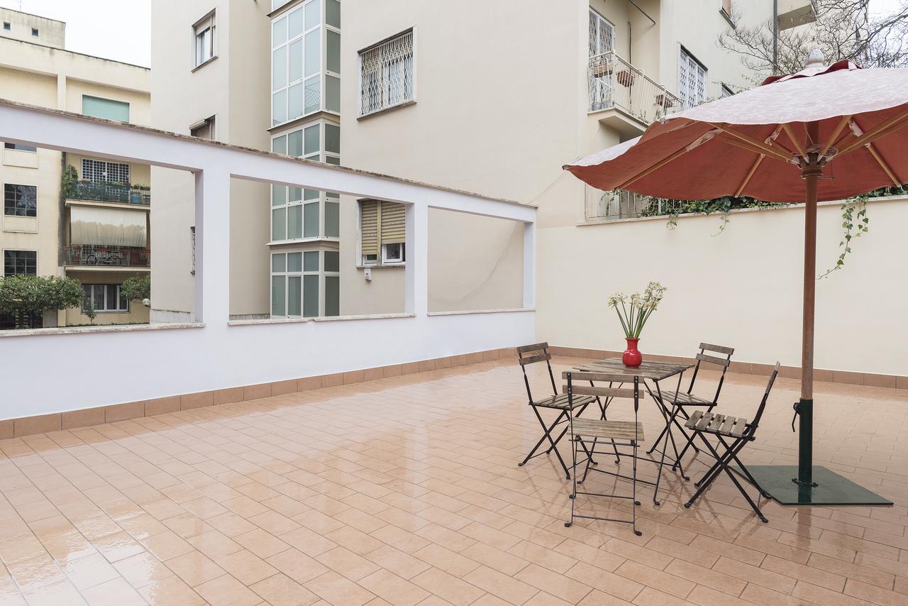 Micheli 4Pax Apartment With Terrace Rom Exteriör bild