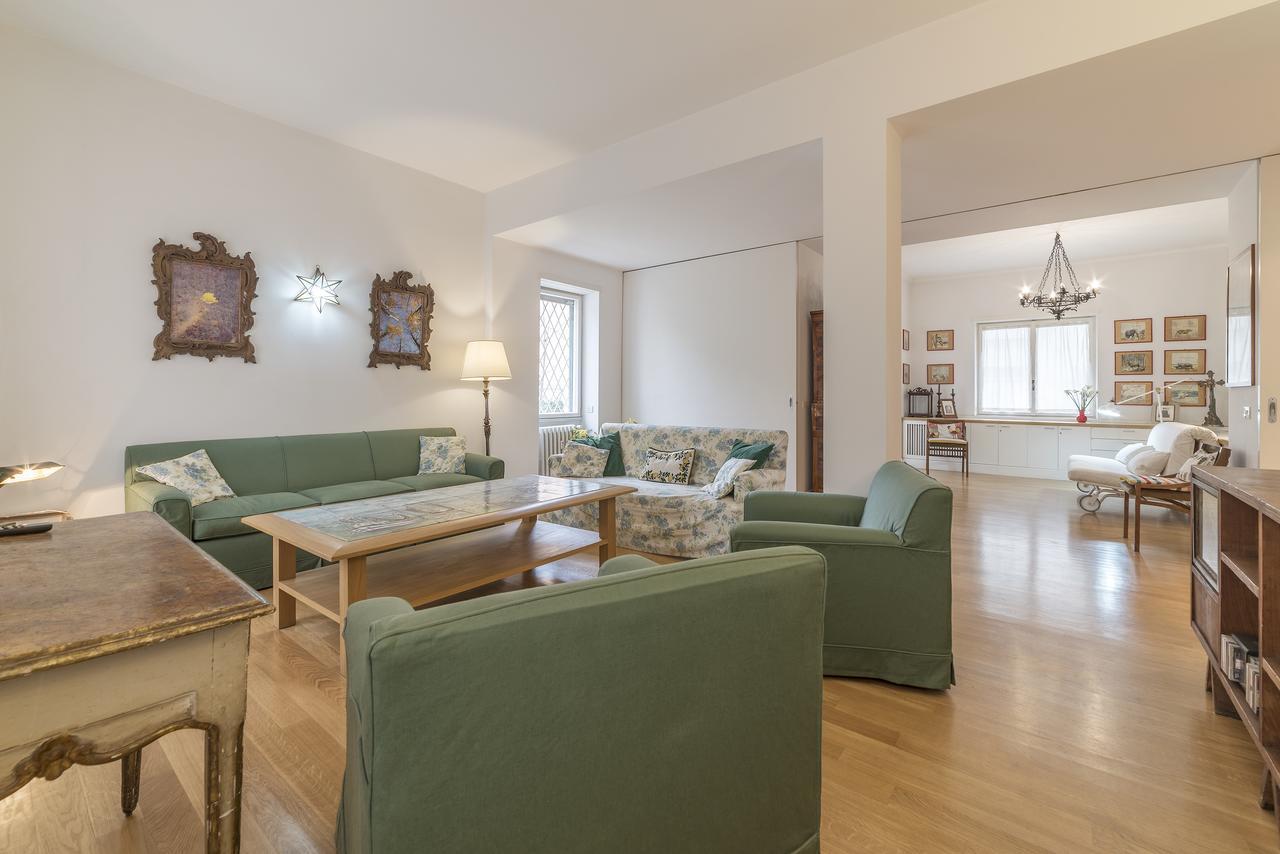 Micheli 4Pax Apartment With Terrace Rom Exteriör bild